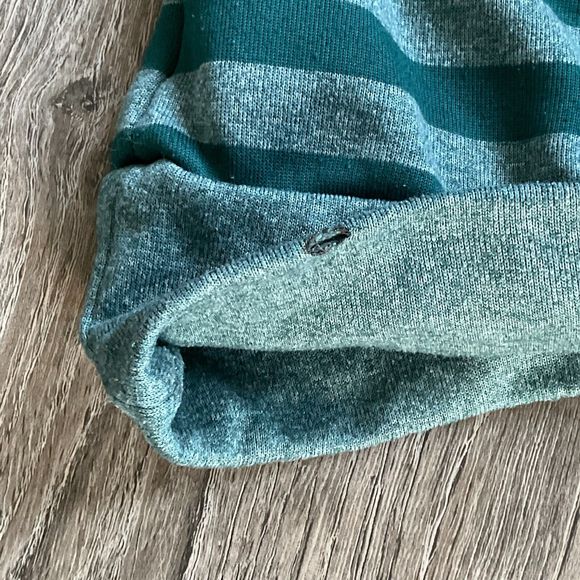 Adidas Sweatshirt Women’s XS Climawarm Green Stripe Lightweight Crew‎ Neck - Picture 9 of 10